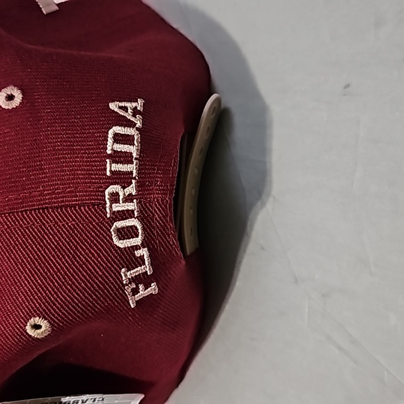 Hat - Picture 3 of 7